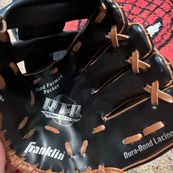 Franklin RTP Perfomance T-BALL 9,5 Youth Glove - Picture 2 of 3